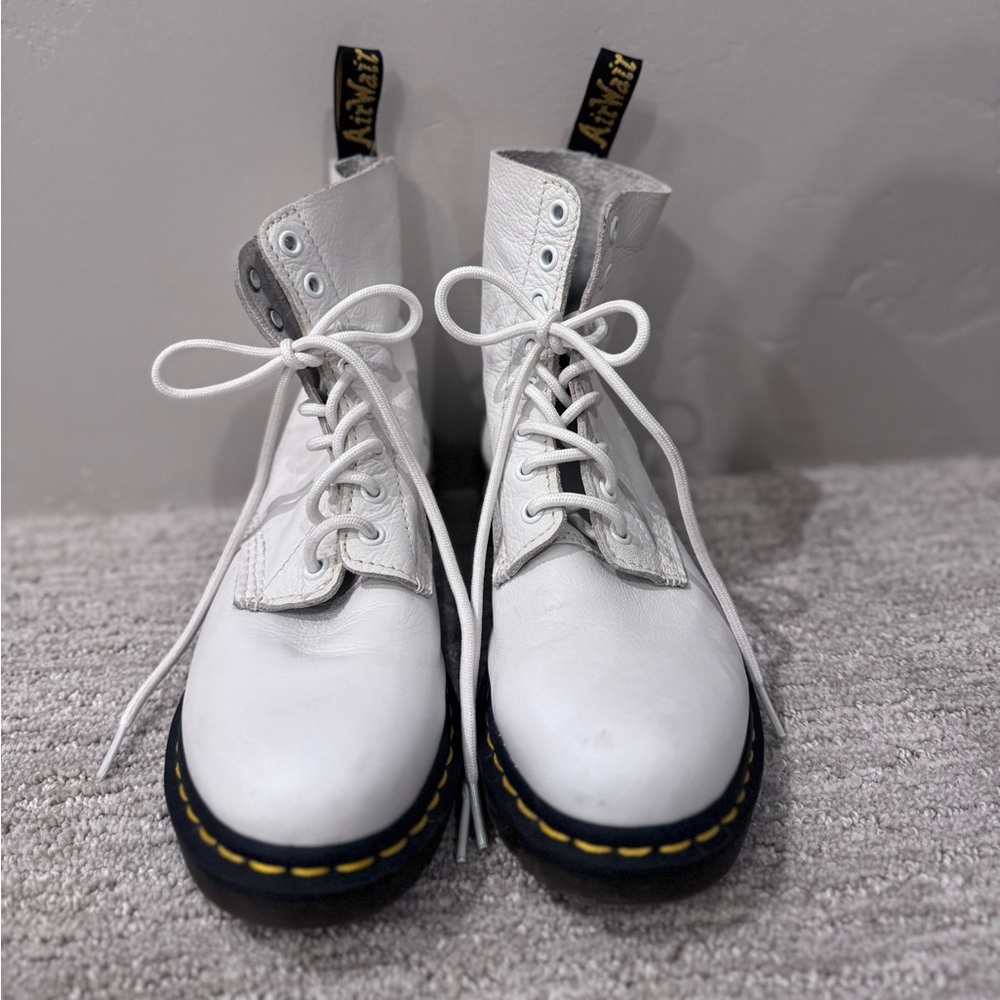 White Dr. Marten Women’s 1460 Pascal Virginia Boot